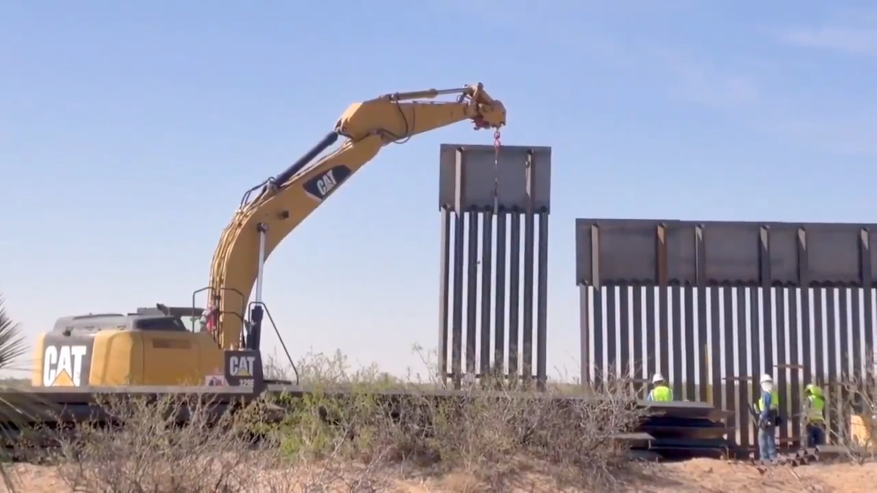 Trump Border Wall Expansion Accelerates in Texas and Arizona – Video